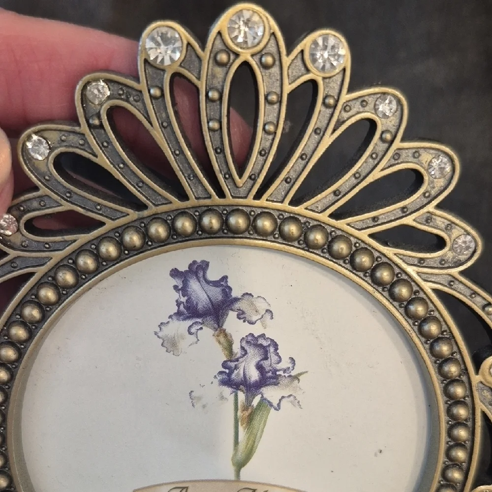 Ashleigh Manor Circle 3x3 Frame Ornate And Rhinestone Details Art Deco